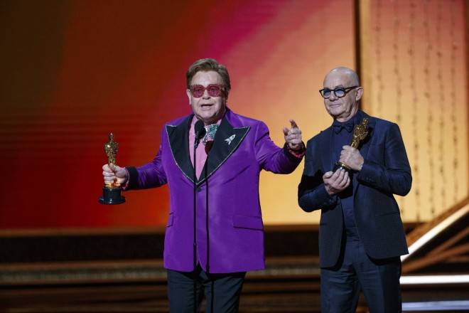 Oskarja za najboljšo filmsko skladbo je dobil Elton John.