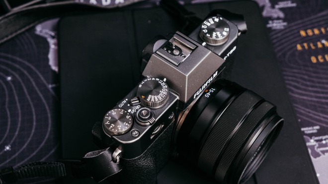 The FujiFilm X-T30 is pure feast for the eyes! (Photo: Jan Macarol)
