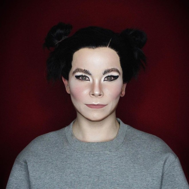 Alexis Stone as Björk (Photo: IG @thealexisstone)