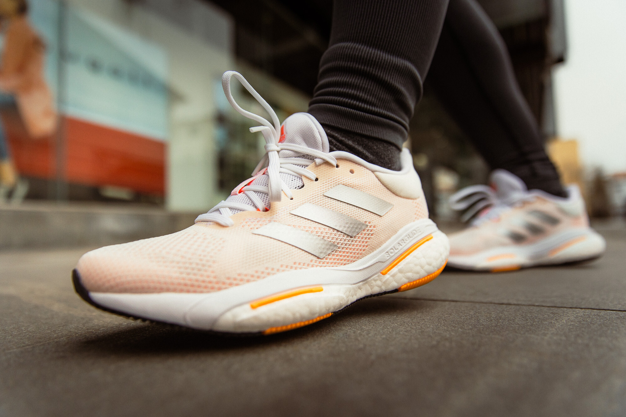 adidas Solarglide 5: 女性にとって最高のランニングシューズ |シティマガジン